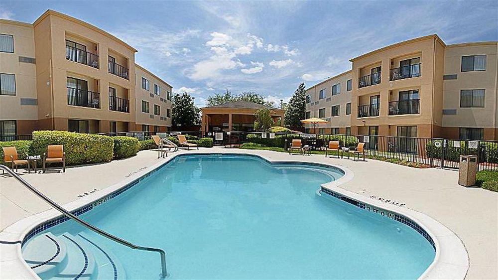 Hotel Courtyard Houston Westchase Exterior foto